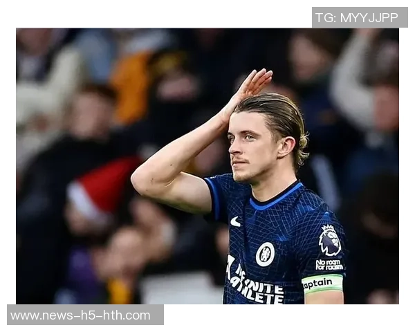 阿什利科尔评选英超最佳后卫阵容内维尔埃弗拉贝尔沃克与我同在